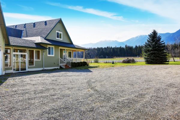 Gravel Driveway Repair in Brighton